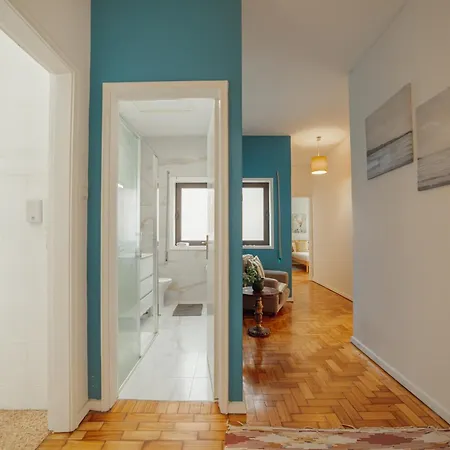 Summer Espinho Flat By Vacationy Apartament